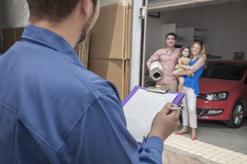 Local moving van for urgent Catford house and flat moves