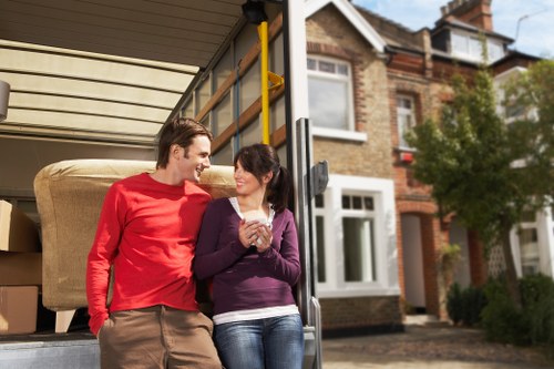 Mover assessing access conditions before carrying an item